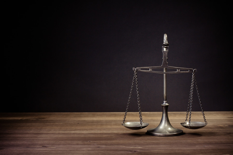 上海刑事案件律師視角：從“女子遇害23年后民警憑絲襪抓到兇手”看法律的堅守與正義的遲到